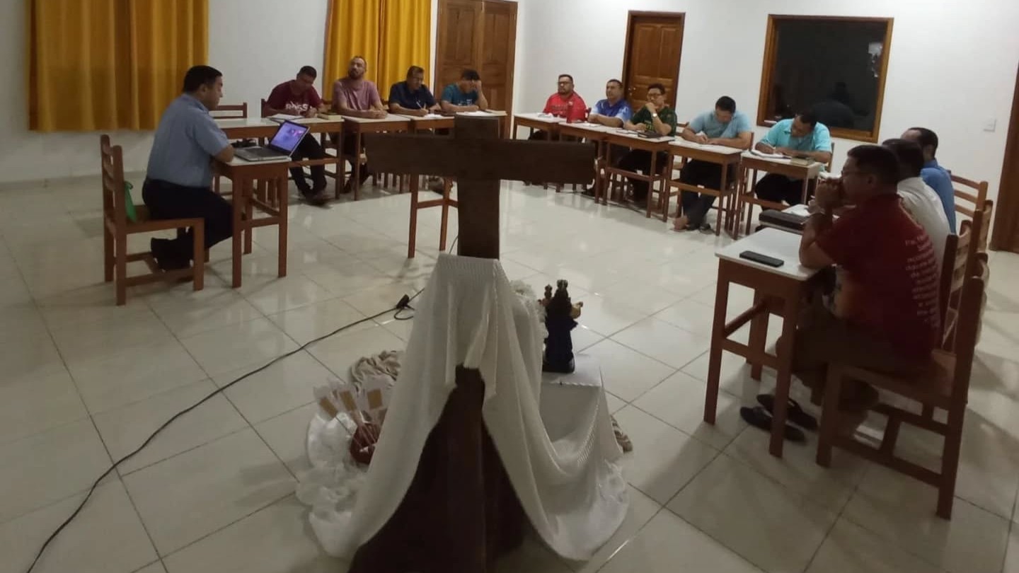 Retiro do Clero da Prelazia de Itacoatiara aprofunda a espiritualidade do padre diocesano