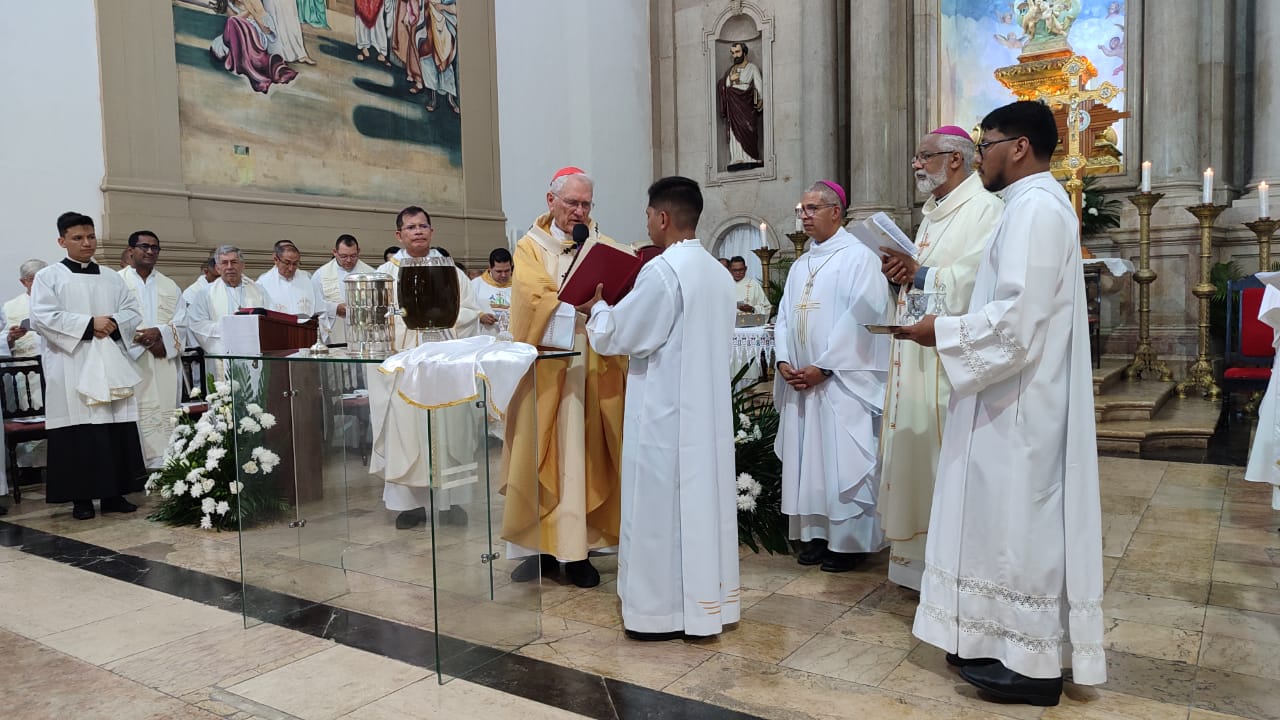 Missa Crismal em Manaus: “Somos ordenados para fazermos memória de Deus”