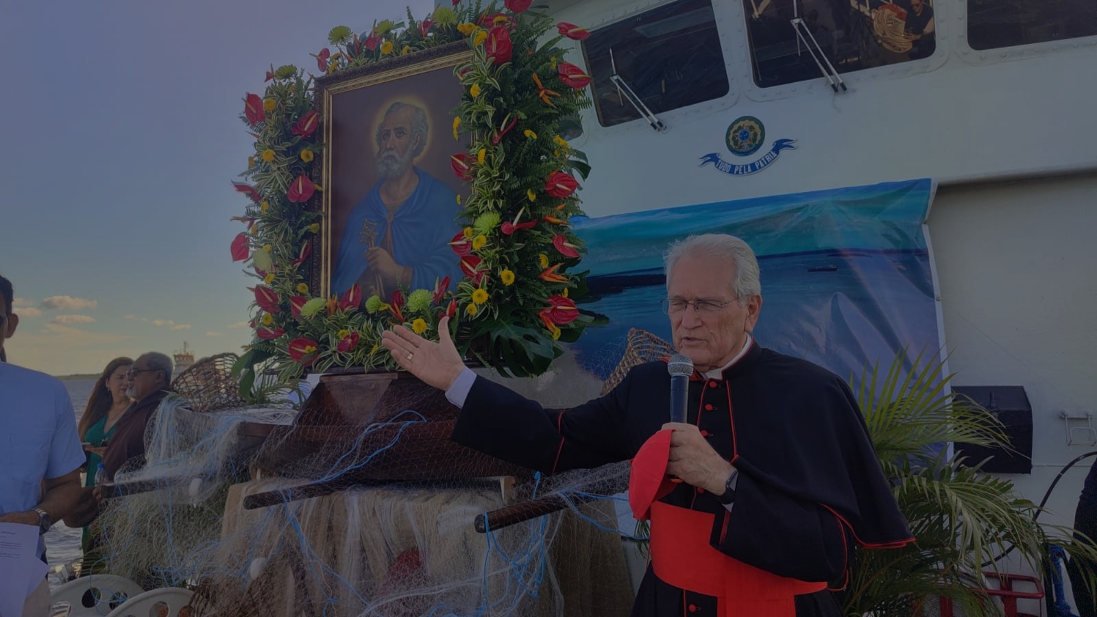 Procissão fluvial de São Pedro e Jubileu dos pescadores em Manaus reaviva a fé e desperta a esperança do povo