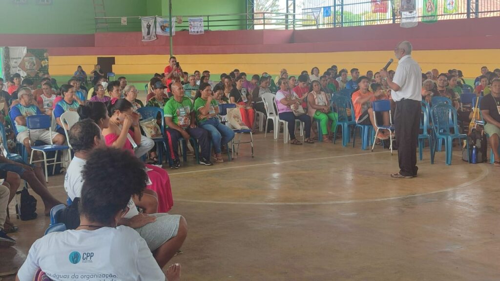 Dom Zenildo Lima: “As comunidades não podem ser igual casa de conjunto habitacional, todas iguais”