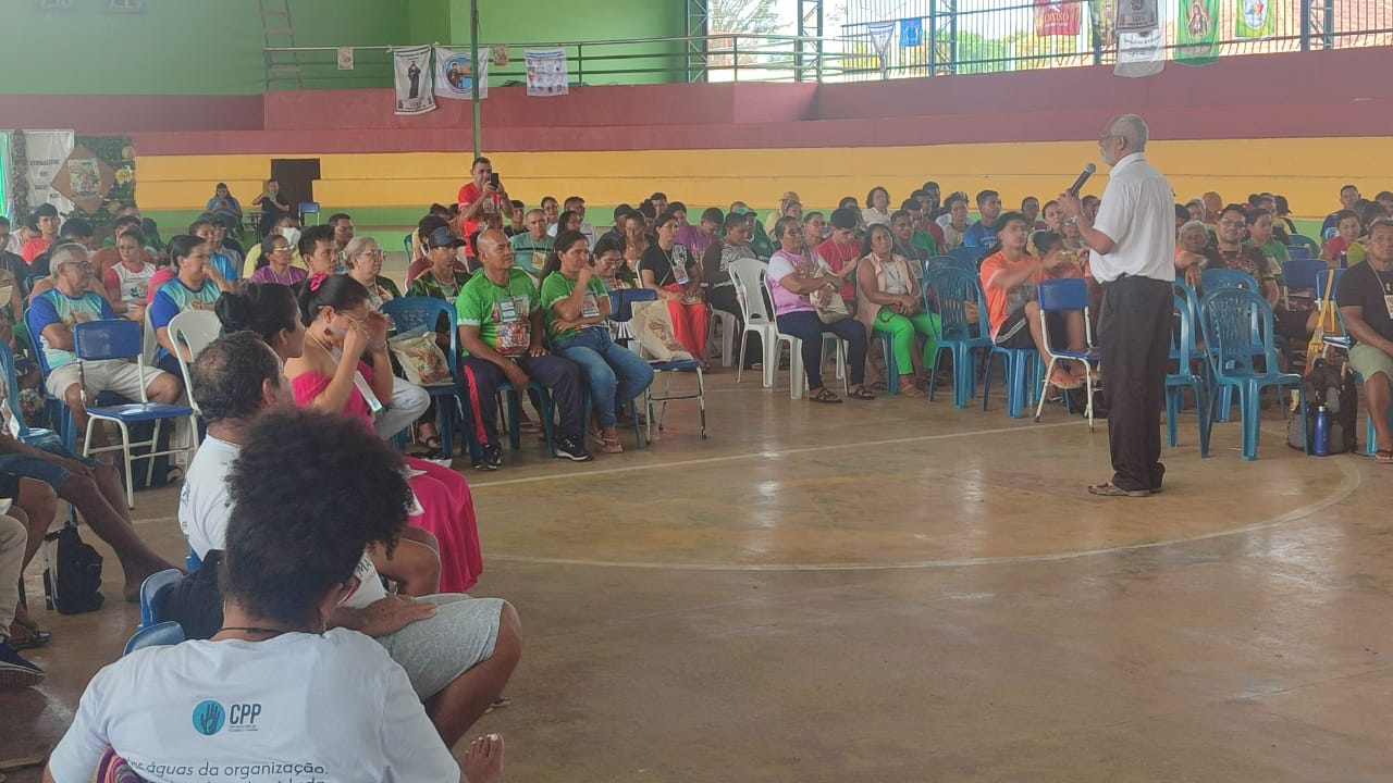 Dom Zenildo Lima: “As comunidades não podem ser igual casa de conjunto habitacional, todas iguais”