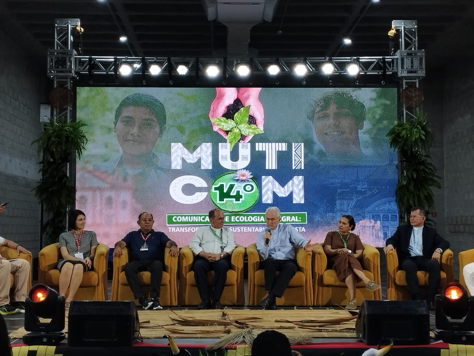 Cardeal Steiner: “sem medo aprofundar a comunicação e a Ecologia Integral”