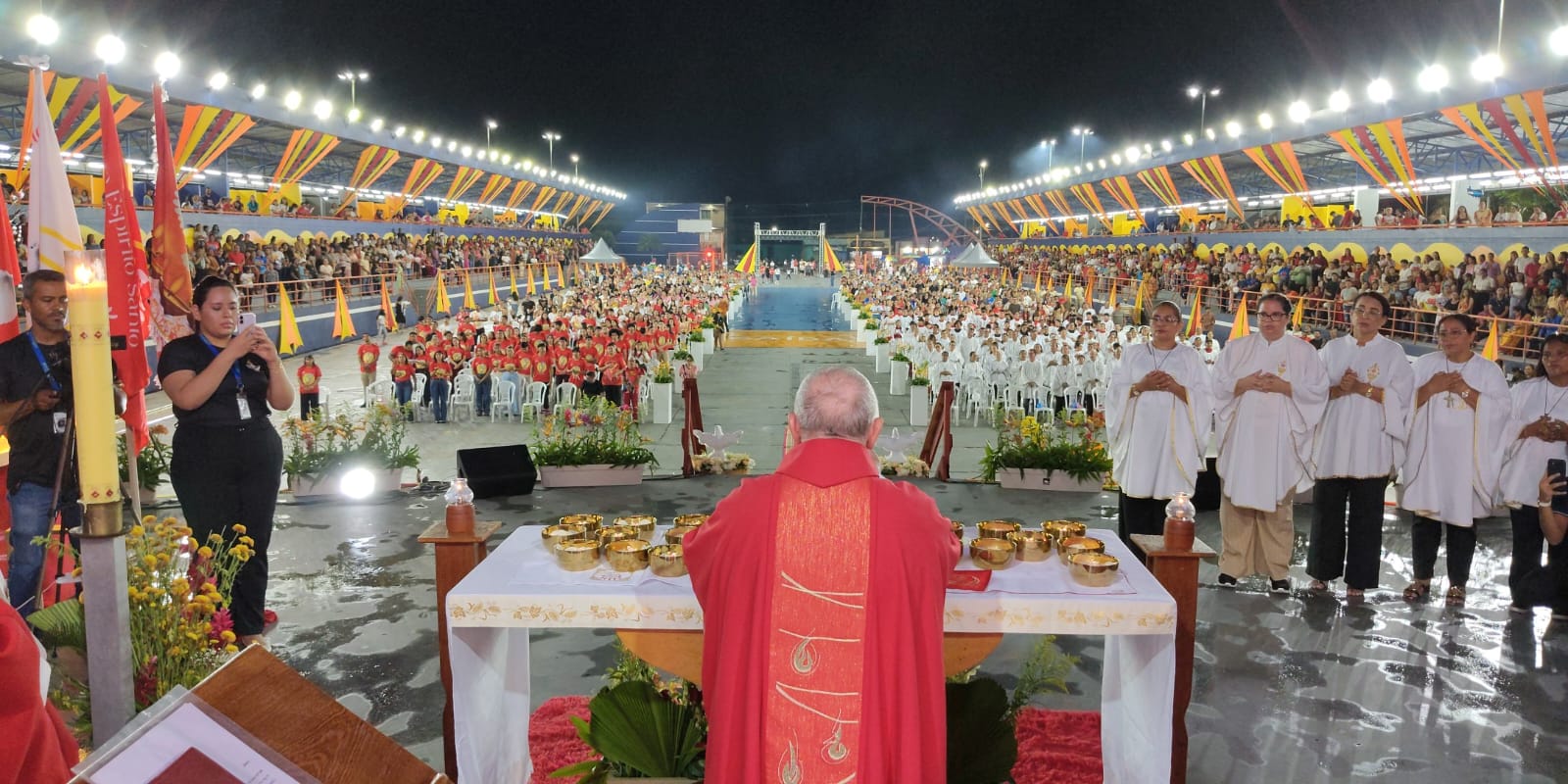 Pentecostes 2026  Diocese de Coari: “Com o Espírito Santo em Nós, Renovamos a Face da Terra”